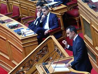 Αλ. Χαρίτσης σε Κ. Μητσοτάκη: Η πολιτική σας είναι "η κρίση ως ευκαιρία για business"