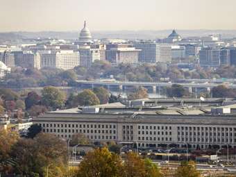 ΗΠΑ: Το Πεντάγωνο δανείζει 700 εκατ. δολάρια σε παραγωγούς μαγνητών σπάνιων γαιών