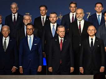 Η ΕΕ επιδιώκει να αναζωογονήσει τους δεσμούς με την Τουρκία, καθώς η Άγκυρα "φλερτάρει" με άλλα μπλοκ