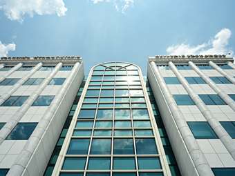 Χρηματιστήριο: Τραπεζική εκτίναξη με οδηγό την Alpha και τζίρο μαμούθ €448 εκατ.