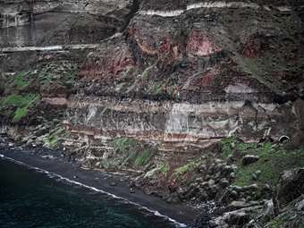 Συνολικά 95 σεισμοί καταγράφηκαν κατά την 8η Φεβρουαρίου στη ζώνη Σαντορίνης - Αμοργού