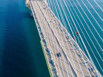 Δείτε μοναδικές εικόνες της Γέφυρας Ρίου-Αντιρρίου στο εορταστικό video των 20 ετών