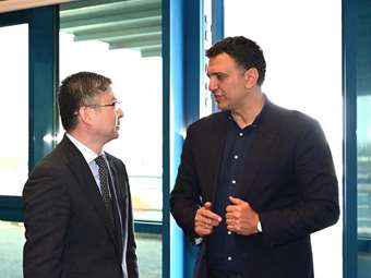 Β. Κικίλιας: "Αλλάζουμε το πρόσωπο του λιμανιού του Πειραιά"