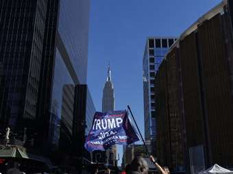 ΗΠΑ: Παρατείνεται το κρατικό shutdown καθώς οι εκλογές στη Ν. Υόρκη αλλάζουν το πολιτικό σκηνικό