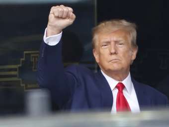 Ευρύ προβάδισμα για τον Ντόναλντ Τραμπ στην κούρσα για το χρίσμα του Ρεπουμπλικανικού Κόμματος