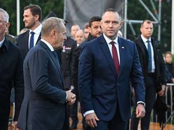 Πολωνία: Η δύσκολη συγκατοίκηση εθνικιστών και φιλοευρωπαίων στην εξουσία