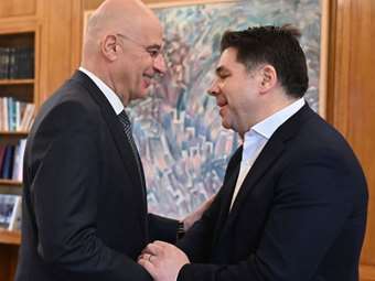 Συνάντηση Ν. Δένδια με τον απερχόμενο πρέσβη των ΗΠΑ
