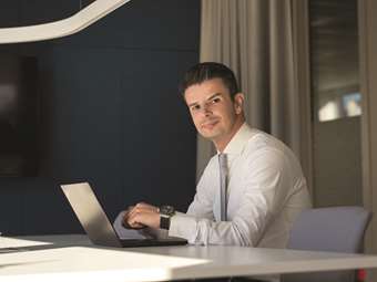 Svetoslav Tsenov: Τα σχέδια της Astellas για την Ελλάδα