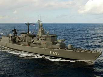 Τουρκική κορβέτα με προκλητικό μήνυμα ανοιχτά της Κρήτης