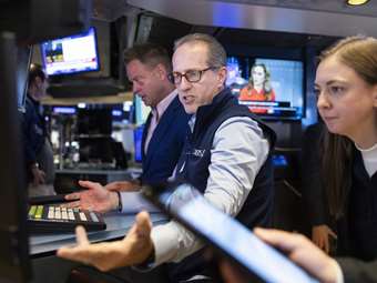 Κέρδη στη Wall με οδηγό την τεχνολογία