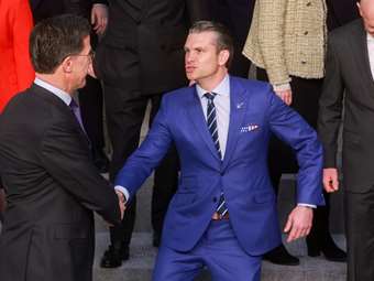 Χέγκσεθ (Υπ. Άμυνας ΗΠΑ): Αναγκαίο το 5% του ΑΕΠ για αμυντικές δαπάνες από τους Ευρωπαίους - Φτάνει το 3,4% για τις ΗΠΑ