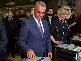 Ανέπαφες πληρωμές με τραπεζική κάρτα σε όλα τα μέσα του ΟΑΣΑ - Πώς λειτουργεί η νέα υπηρεσία