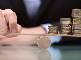 ΙΜΕ ΓΣΕΒΕΕ: Πάνω από 1 στα 2 νοικοκυριά περιμένει να χειροτερέψει η οικονομική του κατάσταση το 2024