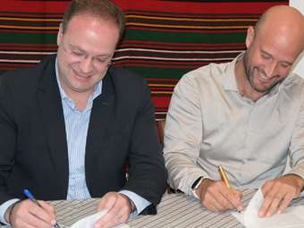 Δήμος Αριστοτέλη &amp; Ελληνικός Χρυσός: Σύμβαση αναβάθμισης της υδροδότησης στην κοινότητα Βαρβάρας