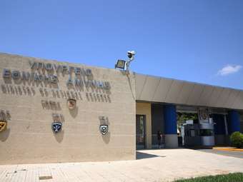 ΥΠΕΘΑ: Δεν θα επιτρέψουμε την καθ’ οιονδήποτε τρόπο υποβάθμιση του Μνημείου του Άγνωστου Στρατιώτη