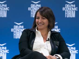 Μ. Πατακιούτη (Παπαστράτος): Έχουμε αυτή τη στιγμή τέσσερις γενιές ανθρώπων οι οποίοι δουλεύουν δίπλα-δίπλα