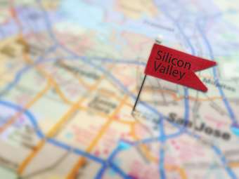 Θέλουμε η Ελλάδα να γίνει "Σίλικον Βάλεϊ" των Βαλκανίων; Και αν όχι, υπάρχει εναλλακτική;