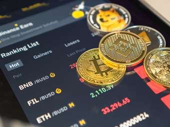 Binance: Η Signature Bank θα σταματήσει να εκτελεί συναλλαγές χρηστών μικρότερες των 100.000 δολαρίων