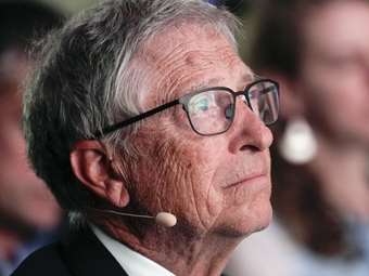 Μπιλ Γκέιτς: Θα δωρίσει σχεδόν όλη την περιουσία του μέχρι το 2045 - Κατηγόρησε τον Μασκ ότι "σκοτώνει τα φτωχότερα παιδιά του κόσμου"