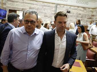 Οι καραμπόλες στην Προανακριτική Τεμπών που φέρνουν τον Κασσελάκη ξανά στην πόρτα του ΣΥΡΙΖΑ