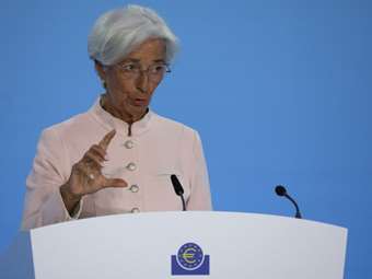 Moody’s: Γιατί η ΕΚΤ θα "σπάσει" την παράδοση και θα κινηθεί νωρίτερα από τη Fed στη μείωση των επιτοκίων