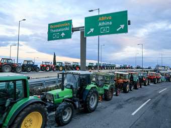 Όλες οι λύσεις στο τραπέζι της κυβέρνησης για τα έκτροπα από τους αγρότες