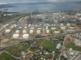 HelleniQ Energy: Στα €1,24 δισ. τα συγκρίσιμα ετήσια EBITDA - Συνολικό μέρισμα €0,90 ανά μετοχή