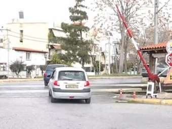 Συνελήφθη σεκιούριτι που ξέχασε ανοιχτές τις μπάρες στις γραμμές του ΟΣΕ στη Χαμοστέρνας