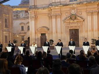 Μια "κοινή απάντηση" στη μεταναστευτική κρίση ζήτησαν οι ηγέτες της MED9