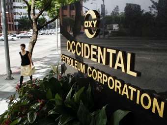 Το παράδοξο (;) στοίχημα του Buffett στο πετρέλαιο