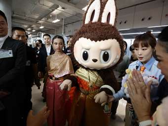 Labubu: Τα έσοδα της εταιρείας που τα κατασκευάζει πιθανόν να ξεπεράσουν φέτος τα 4 δισ. δολάρια