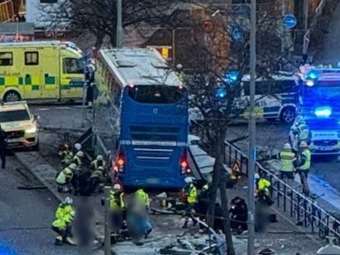 Στοκχόλμη: Ταυτοποιήθηκαν οι τρεις γυναίκες που παρασύρθηκαν και σκοτώθηκαν από λεωφορείο
