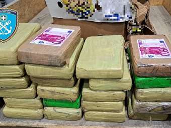 Εντοπισμός και κατάσχεση 26,4 κιλών κοκαΐνης στον Πειραιά