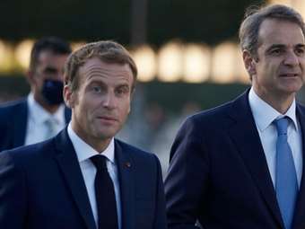 Συνάντηση Μητσοτάκη - Μακρόν στο Παρίσι τη Δευτέρα