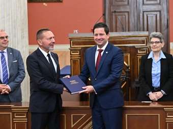 Το ΕΚΠΑ τίμησε τον Ι. Στουρνάρα