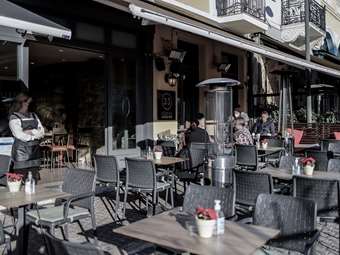 Η έλευση των πολυεθνικών αλυσίδων φαγητού Taco Bell και Jamie Oliver στην Ελλάδα