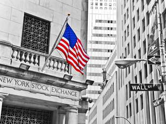 Άλμα 2,2% ο Nasdaq, τρίτη ημέρα κερδών για τον Dow Jones