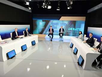Debate ΠΑΣΟΚ: "Συντροφικά" μαχαιρώματα, πινγκ πονγκ, εκνευρισμός αλλά και σοβαρή αντιπαράθεση