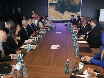 Αυστηρό μήνυμα Αθήνας προς Λιβύη: Η Ελλάδα απορρίπτει κάθε ενέργεια επί ανυπόστατων συμφωνιών