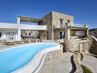 Απόκτηση μεριδίου σε πολυτελή εξοχικά: Η νέα τάση της συνιδιοκτησίας έρχεται και στην ελληνική αγορά