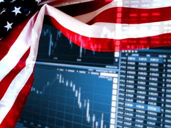 Wall: Dow Jones και S&amp;P 500 "έσωσαν την παρτίδα" στο τελευταίο ημίωρο