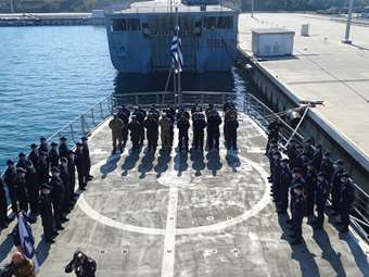 Παράδοση καθηκόντων του διοικητή εν πλω της επιχείρησης "IRINI" από την Ελλάδα στην Ιταλία