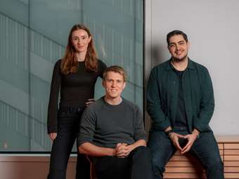 Elyos AI: Νέα χρηματοδότηση 13 εκατ. δολ. και στροφή στους AI agents για τη startup με Έλληνα ιδρυτή