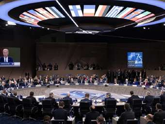 Η αύξηση των δαπανών της Ευρώπης για την άμυνα βασικό αντικείμενο της Συνόδου Κορυφής ΝΑΤΟ