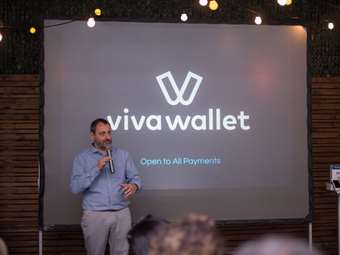 Στο "κόκκινο" η αντιπαράθεση Viva με Entersoft-SoftOne στην αγορά ηλεκτρονικών πληρωμών