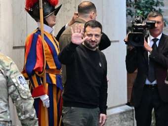 Ικανοποιημένος ο Ζελένσκι από τη "σημαντική και ισχυρή" νέα στρατιωτική βοήθεια