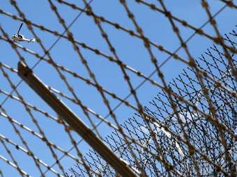 Παρατείνεται η κράτηση των υπερήλικων ελληνοκύπριων που επισκέφτηκαν τις περιουσίες τους με απόφαση κατοχικού στρατοδικείου