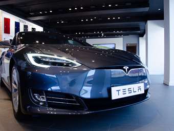 Πρόστιμο 2,2 εκατ. δολ. στην Tesla για παραπλανητική διαφήμιση στη Ν. Κορέα