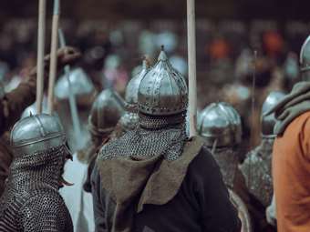 Διεθνές Δίκαιο: Επιστροφή στον Μεσαίωνα;