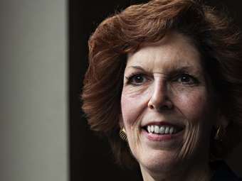 Mester (Fed): Ο μεγαλύτερος κίνδυνος θα ήταν να αρχίσουμε να μειώνουμε τα επιτόκια πολύ νωρίς